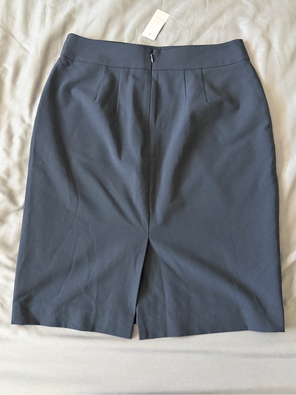 Ann Taylor Deep Navy Seamed Pencil Skirt - Picture 3 of 4